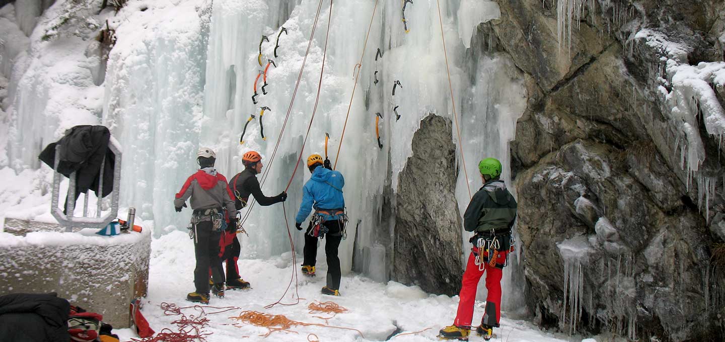 Beginner - Eisklettern Level 1 Beginner - Eisklettern Level 1